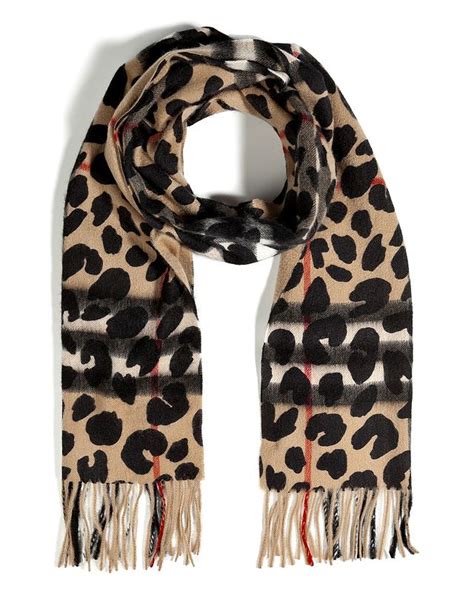 burberry schal animal print|Burberry check pattern scarf.